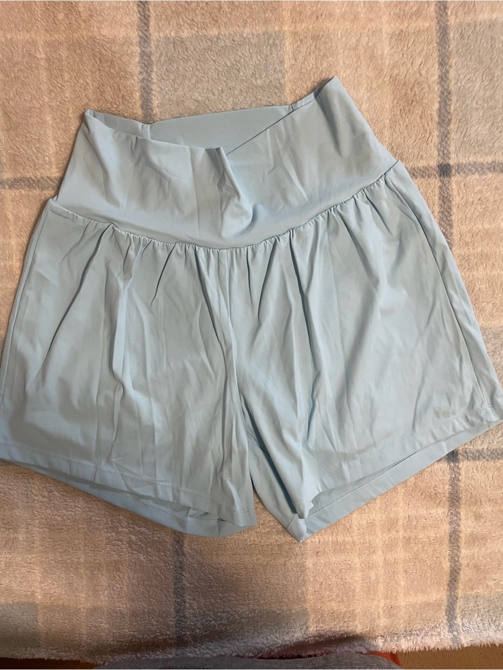 HALARA Light Blue High-Waist Flow Shorts